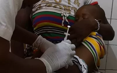 SUENA EL TAM TAM: LA VACUNA CONTRA LA MALARIA ES UN GRAN AVANCE CONTRA LA PRINCIPAL CAUSA DE MUERTE INFANTIL. (James Gallagher,bbc.com)